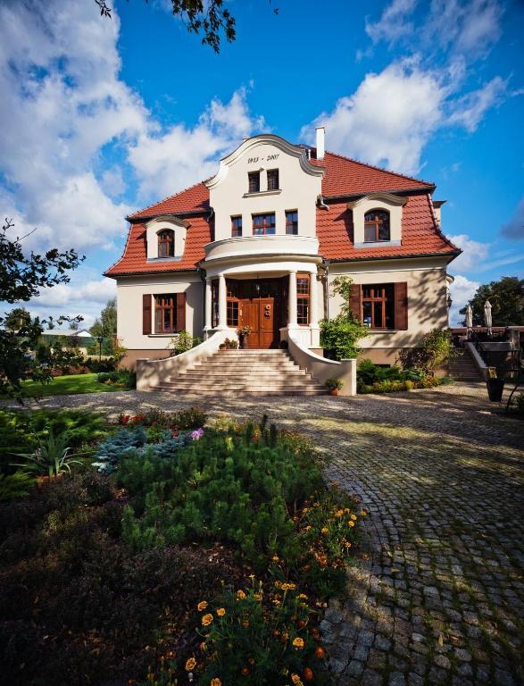 Villa Cztery Pory Roku Zbąszynek Buitenkant foto
