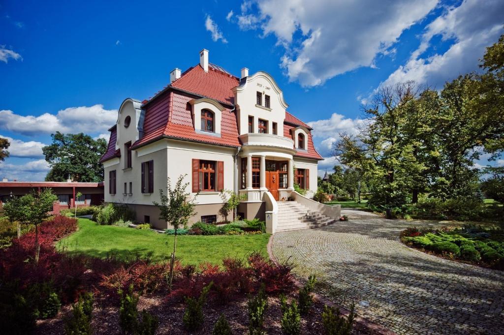 Villa Cztery Pory Roku Zbąszynek Buitenkant foto