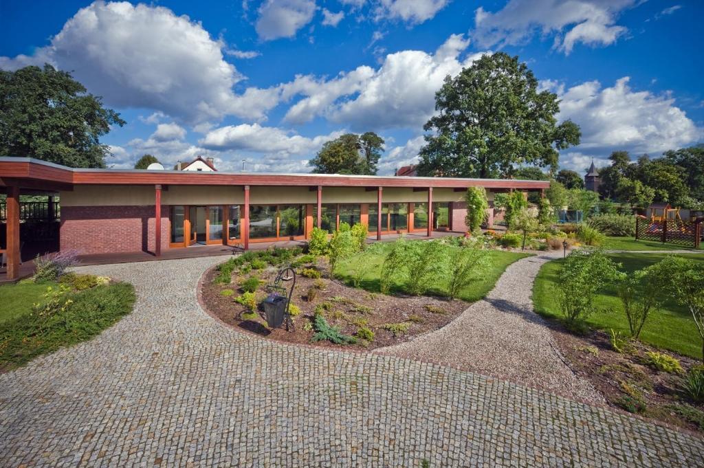 Villa Cztery Pory Roku Zbąszynek Buitenkant foto